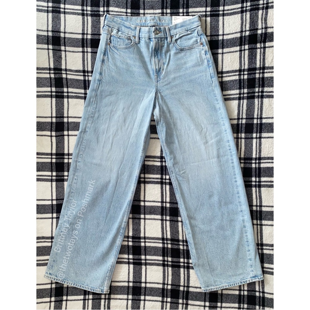 American Eagle Outfitters Curvy Baggy Jeans